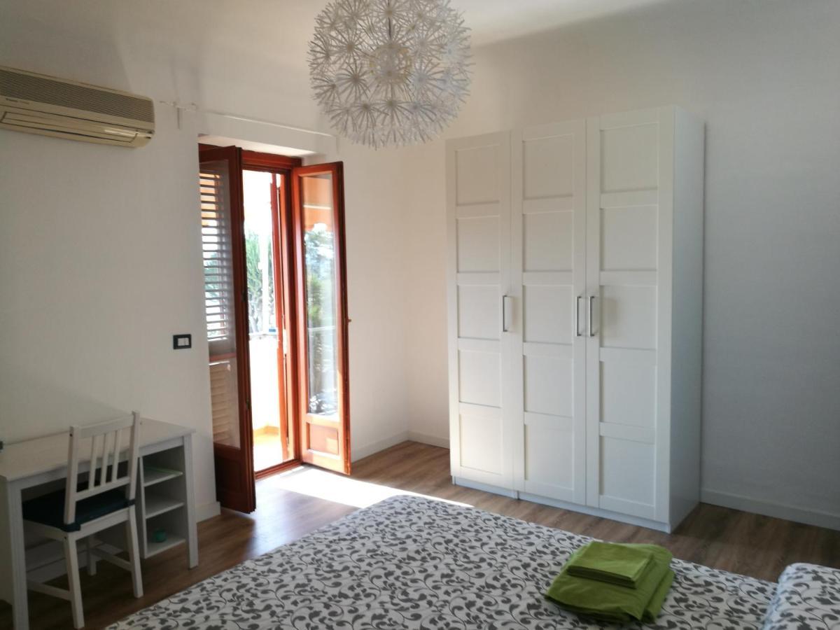 Casa Paradiso Messina Buitenkant foto